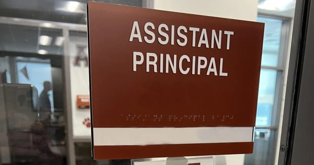 What Does An Assistant Principal Do Exploring Assistant Principal   Assistant Principal Sign For Assistant Principal Duties Blog Article .webp